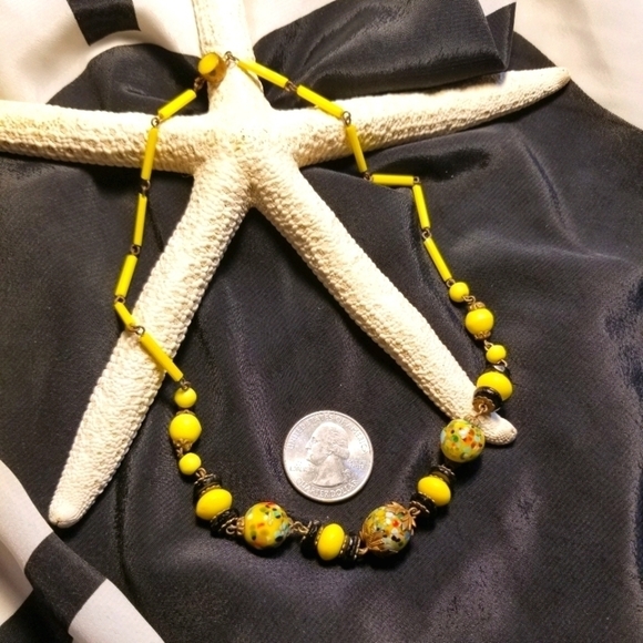 Vintage Italian Venetian Murano Glass Necklace - Picture 4 of 8